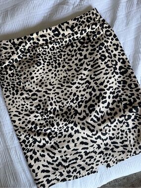 LOFT Leopard Print Pencil Skirt in Black and Cream